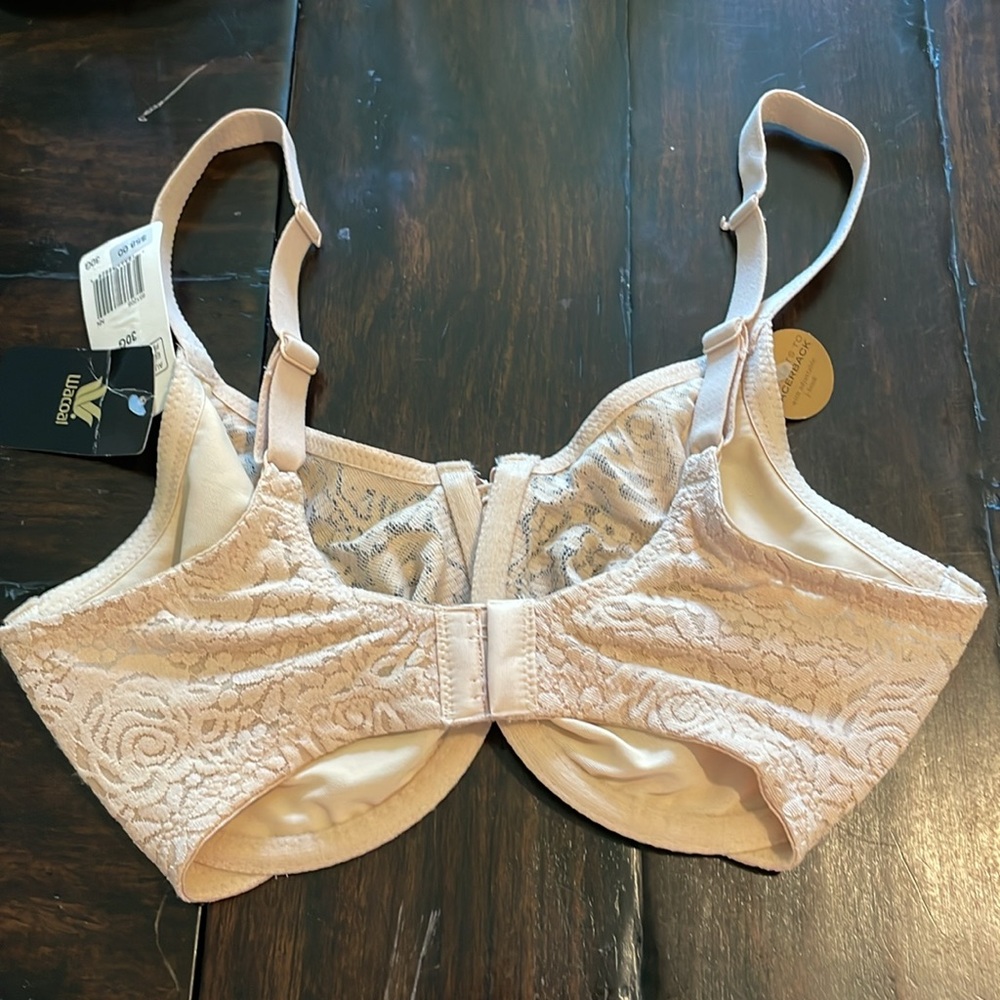 Wacoal Bras, NWT - Picture 3 of 4